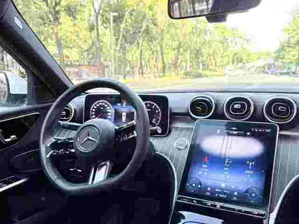 Mercedes-Benz C-Class 2023