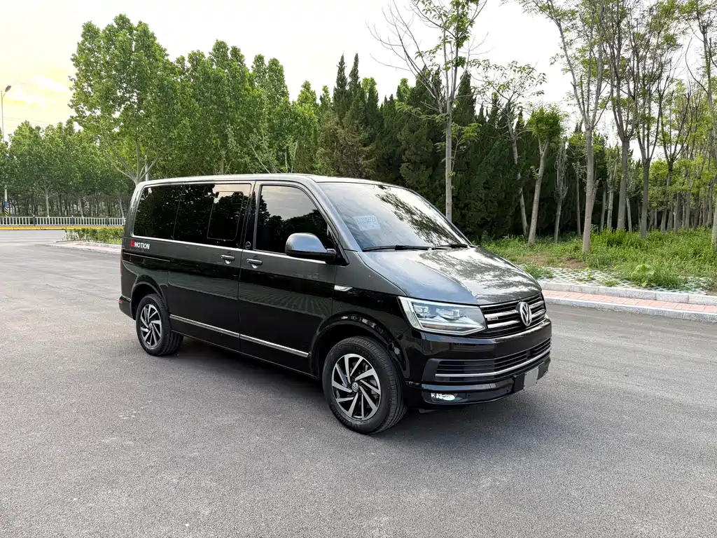 Volkswagen Multivan 2018 — фото 3