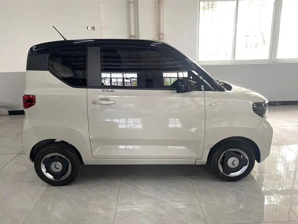 Wuling MINIEV 2022