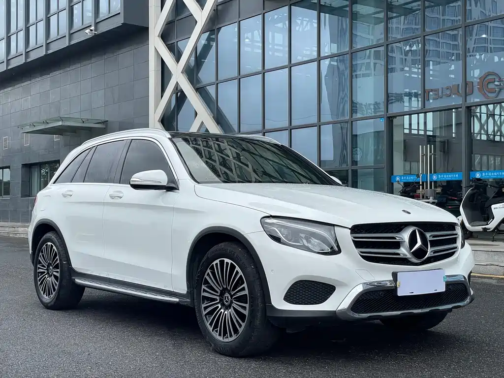 Mercedes-Benz GLC 2018 — фото 3