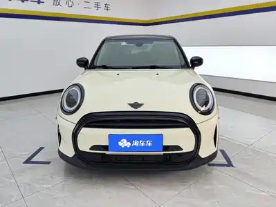 MINI MINI 2022