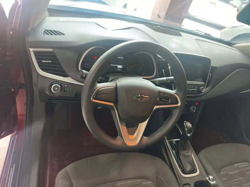 Chevrolet Monza 2020 — фото 11