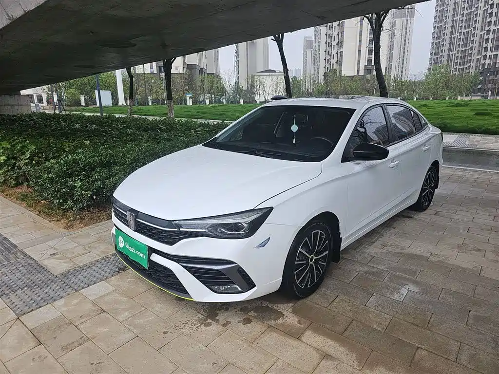 Roewe i5 2023 — фото 1