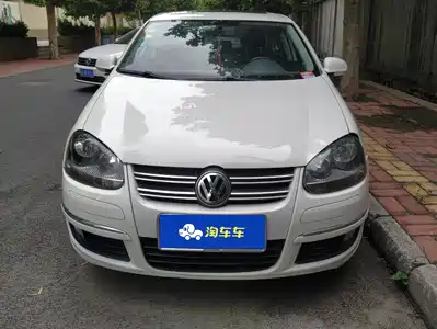 Volkswagen Sagitar 2012