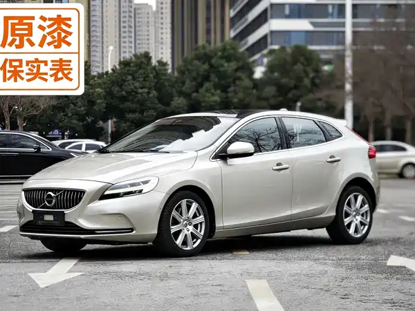 Volvo V40 2017