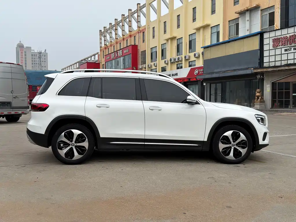 Mercedes-Benz GLB 2022