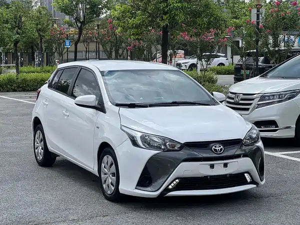 Toyota Yaris L 2017