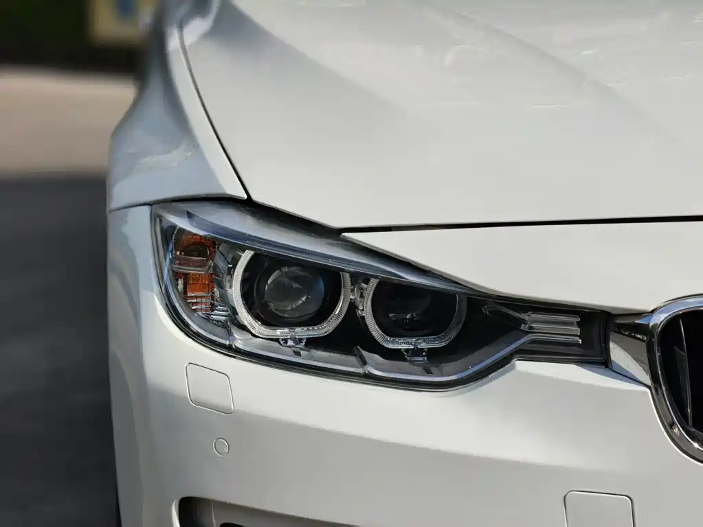 BMW 3 Series 2013 — фото 14