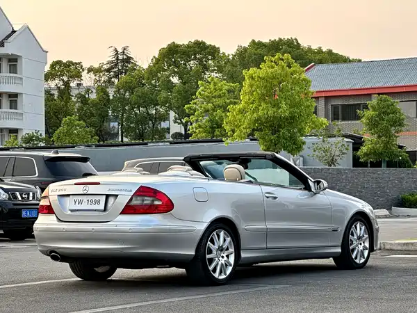 Mercedes-Benz CLK-Class 2006