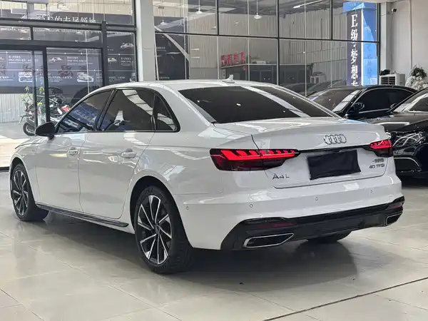 Audi A4L 2022
