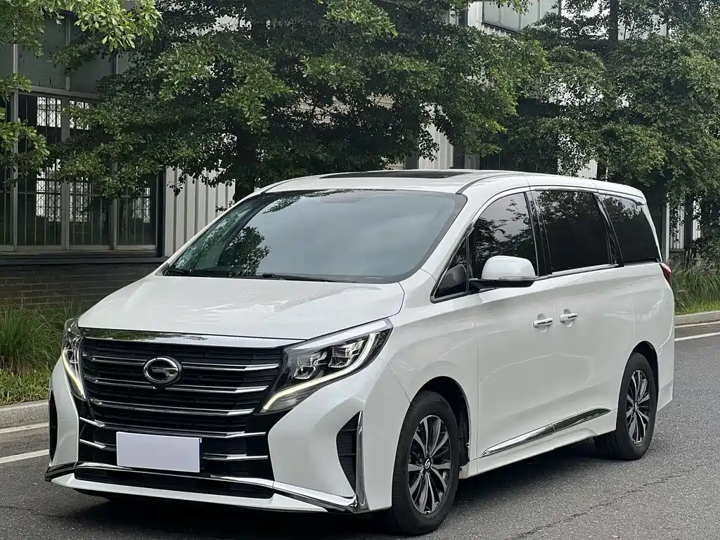 GAC Motor Trumpchi M8 2022 — фото 1