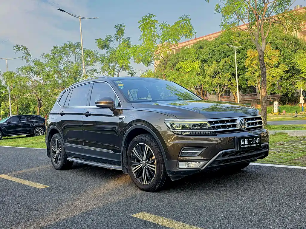 Volkswagen Tiguan L 2018 — фото 3