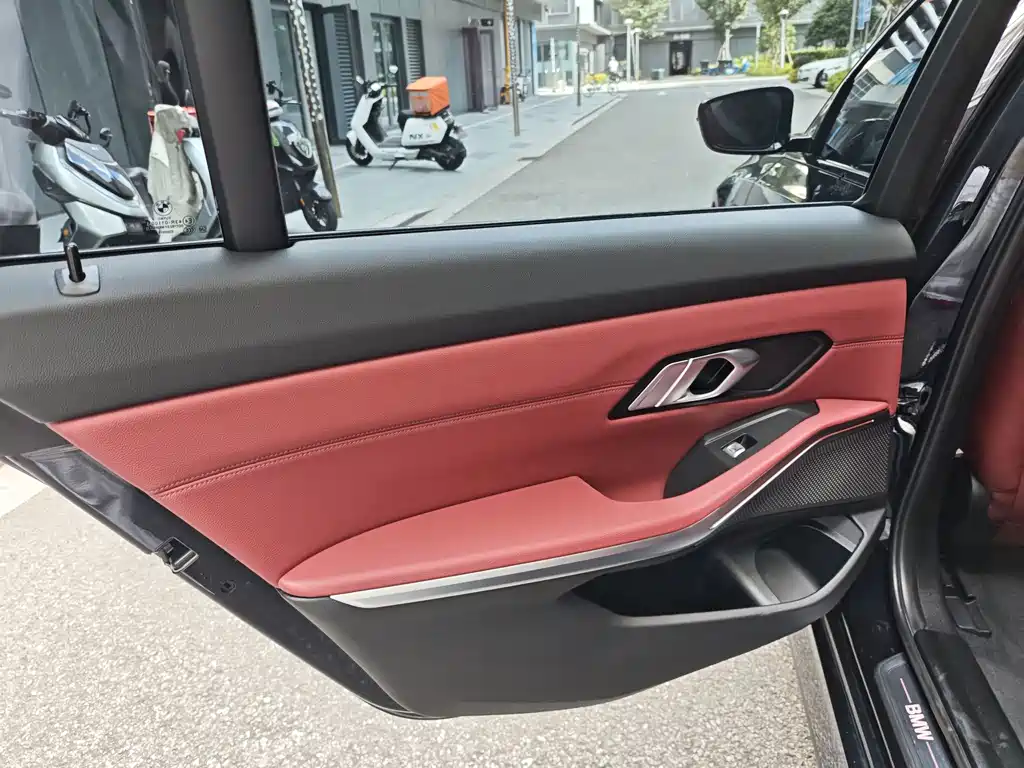 BMW i3 2023 — фото 11