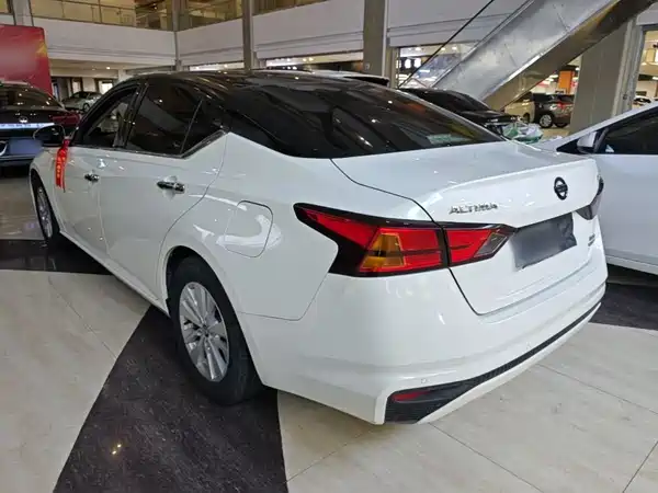 Nissan Teana 2020