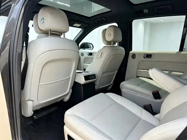 Li Auto L8 2024
