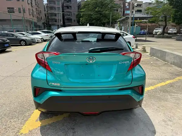Toyota C-HR 2021