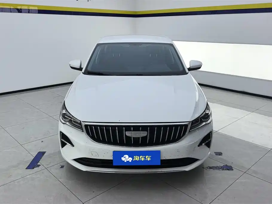 Geely Emgrand 2025