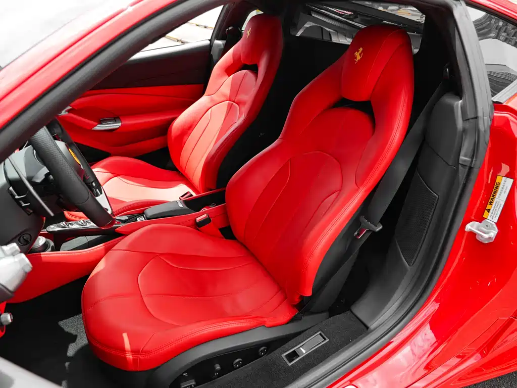 Ferrari F8 2023 — фото 26
