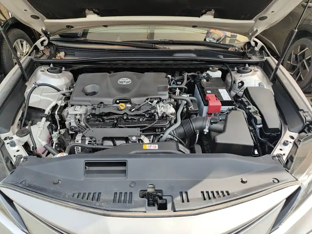 Toyota Camry 2021 — фото 11