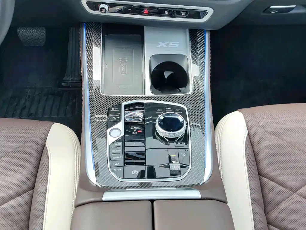 BMW X5 2024 — фото 10