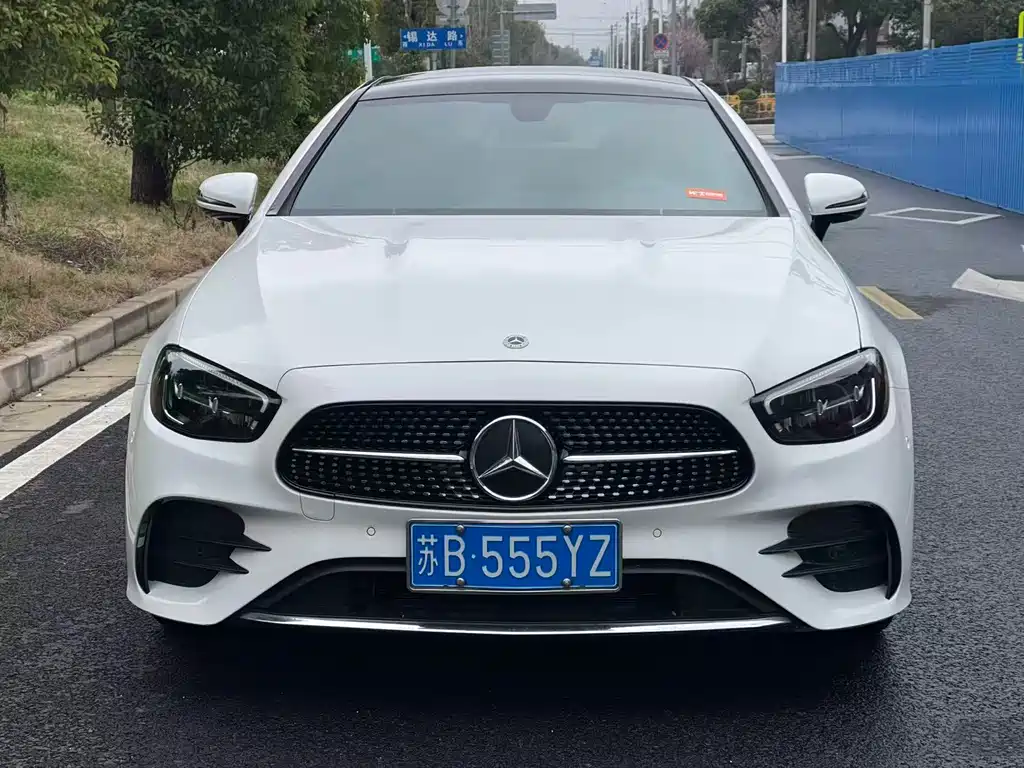 Mercedes-Benz E-Class 2023 — фото 2