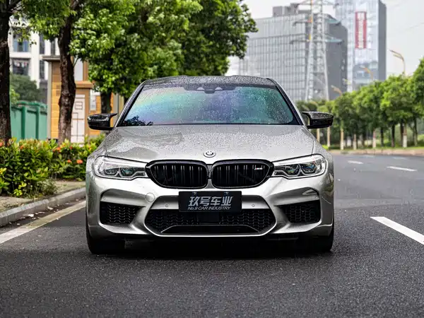 BMW M5 2020