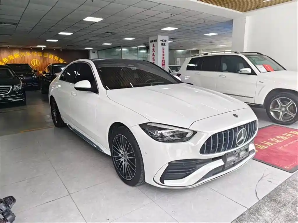 Mercedes-Benz C-Class 2023 — фото 1