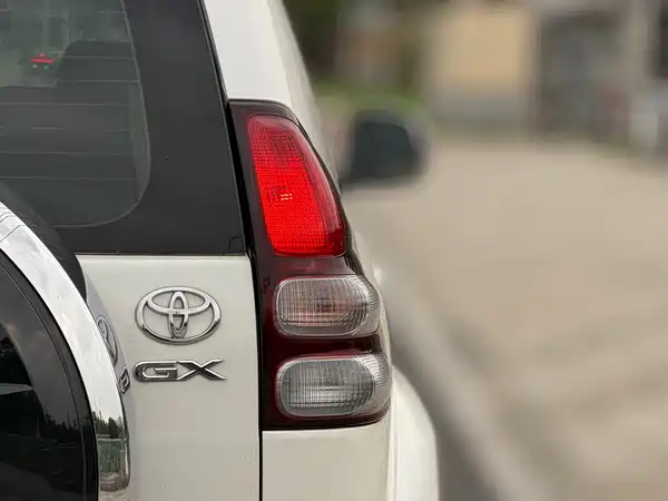 Toyota Prado 2004