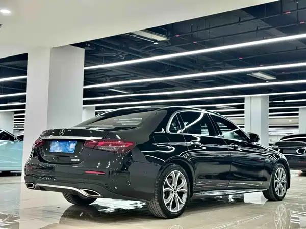 Mercedes-Benz E-Class 2021