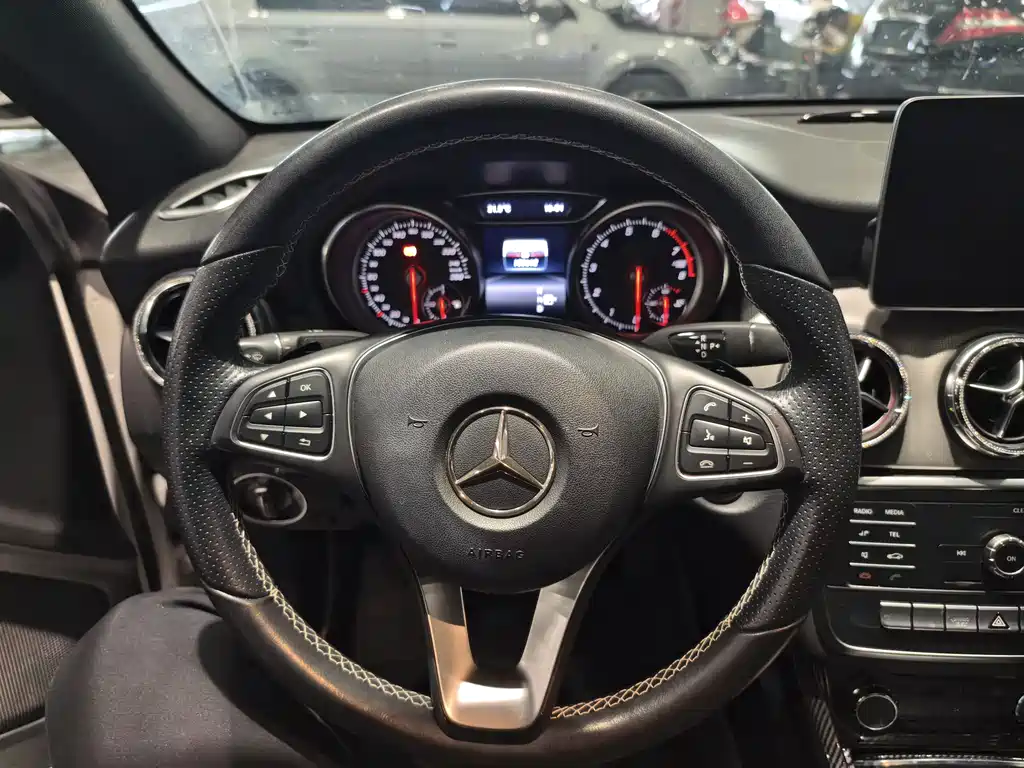 Mercedes-Benz CLA 2018 — фото 10