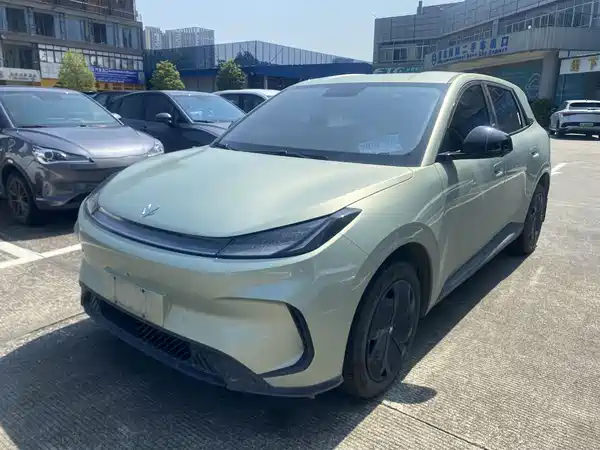 Arcfox Beta T1 2025