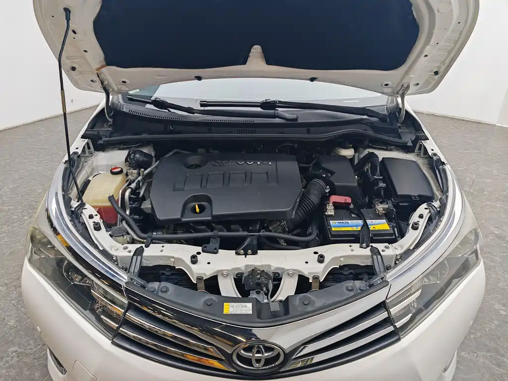 Toyota Corolla 2015 — фото 13