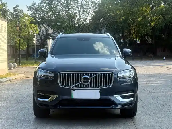Volvo XC90 Plug-In Hybrid 2021