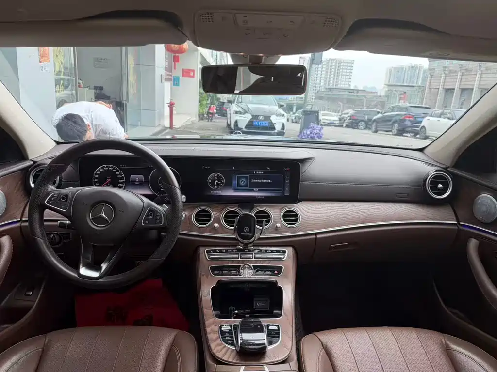 Mercedes-Benz E-Class 2019
