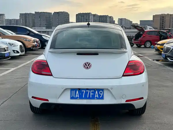 Volkswagen Beetle 2015