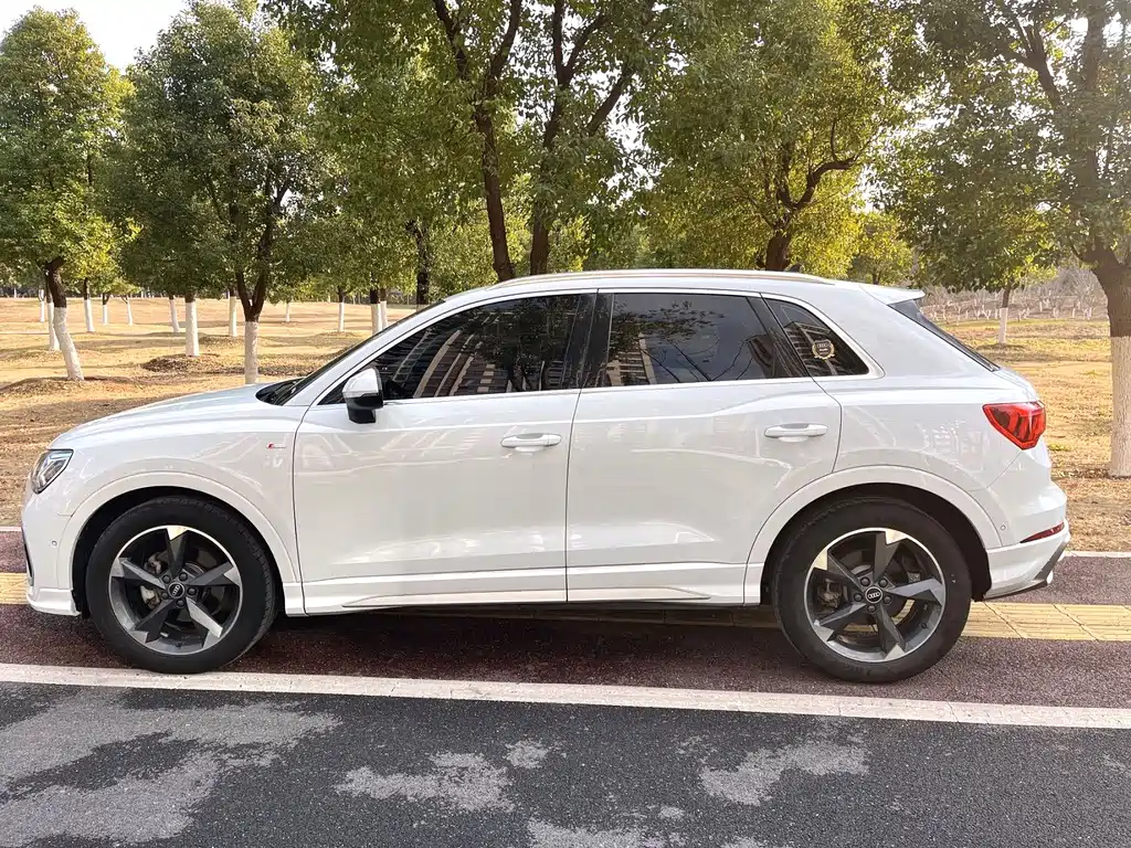 Audi Q3 2022