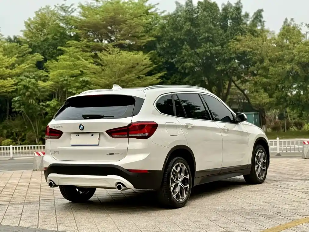 BMW X1 2020 — фото 3