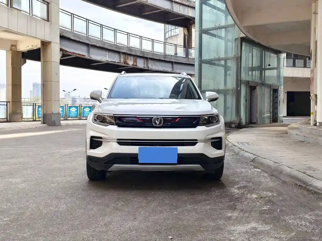 Changan CS35PLUS 2020 — фото 2