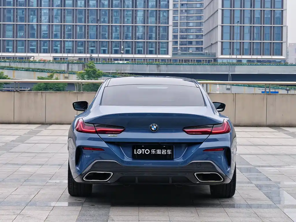 BMW 8 Series 2021 — фото 5