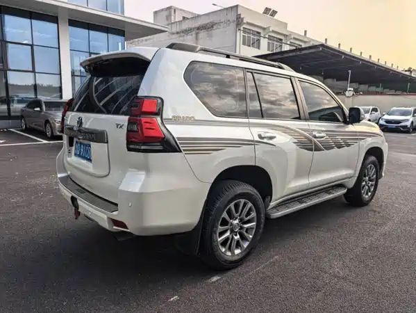 Toyota Prado 2019