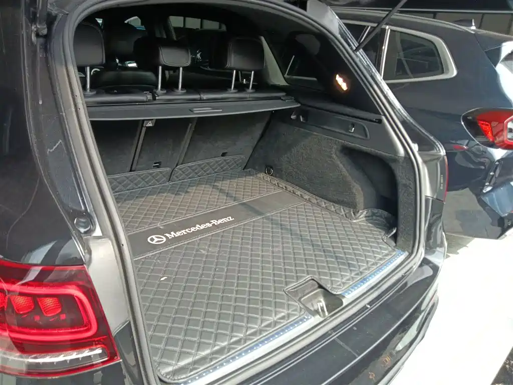Mercedes-Benz GLC 2020 — фото 19