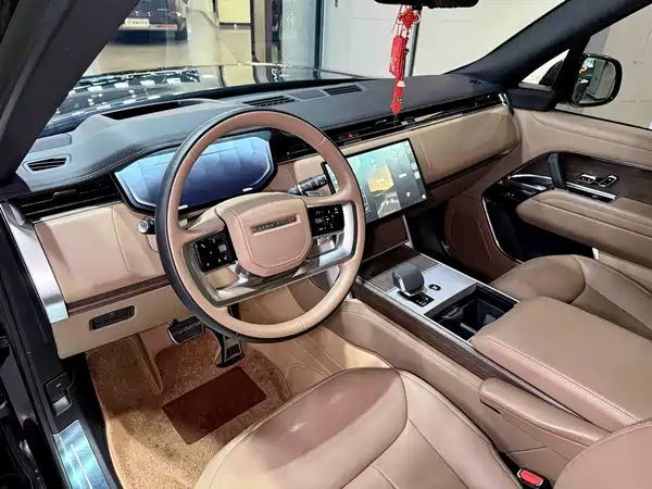 Land Rover Range Rover 2024