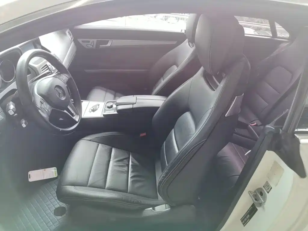 Mercedes-Benz E-Class 2016 — фото 15