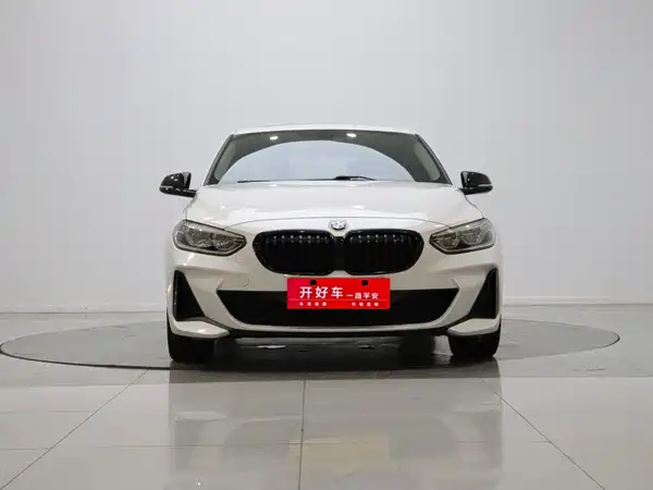 BMW 1 Series 2022