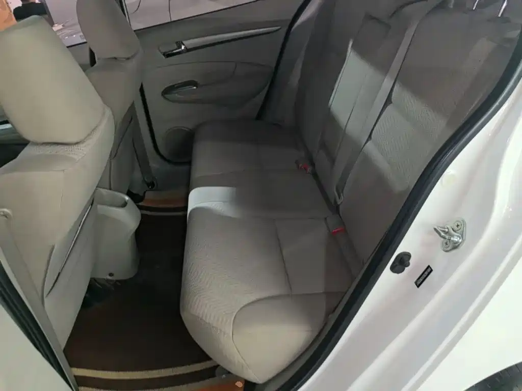 Honda City Classic 2015 — фото 17
