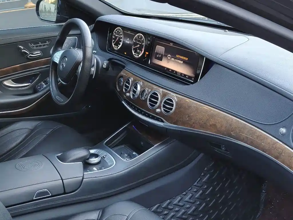 Mercedes-Benz S-Class AMG 2016 — фото 11