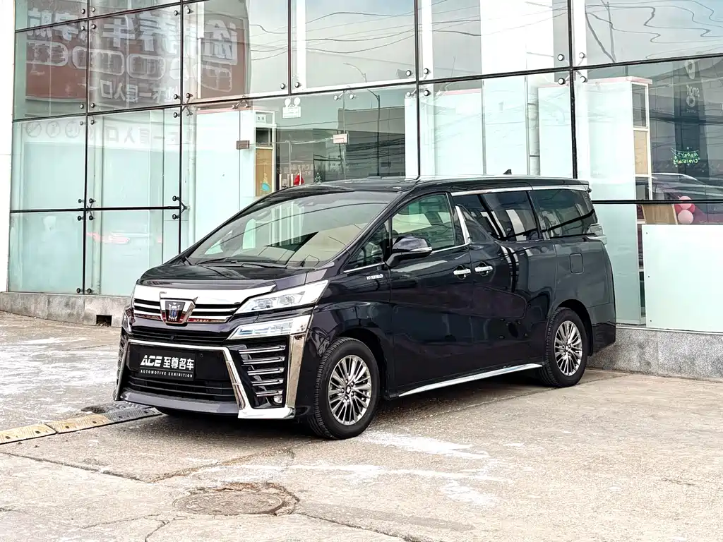 Toyota Vellfire 2021 — фото 1