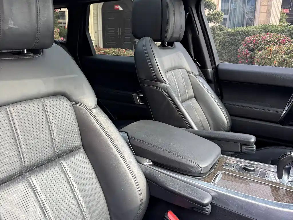Land Rover Sport PHEV 2018 — фото 12