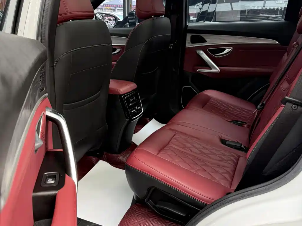 Jetour Jietu X70 PLUS 2023 — фото 14
