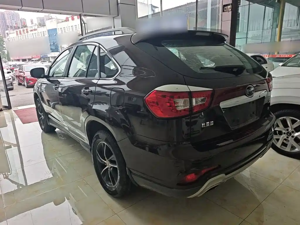 BYD S7 2015